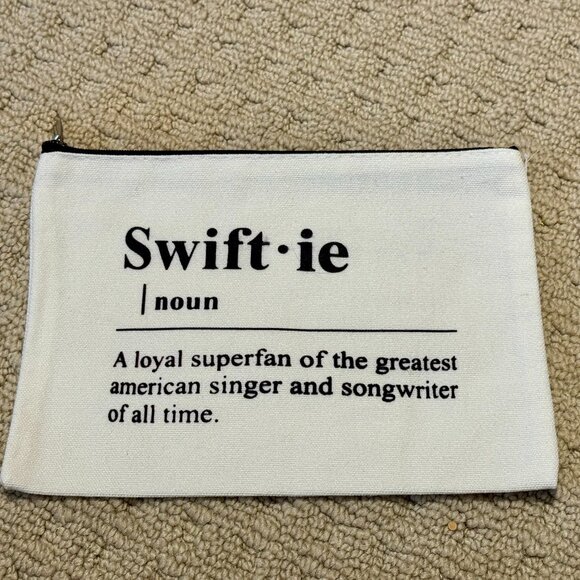 New Taylor Swift Cosmetic Makeup Bag With Zipper Swiftie Noun - Picture 1 of 1